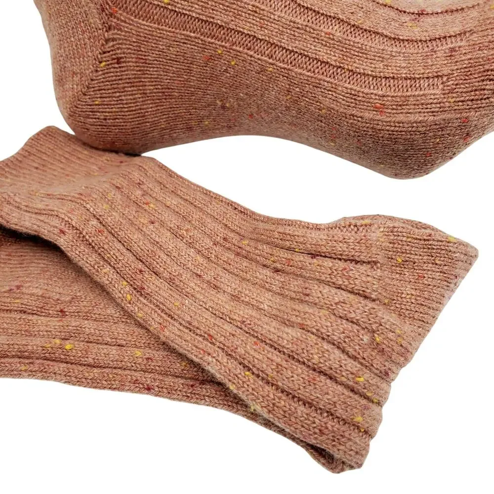 NEW Garnet Hill Ankle Socks 9-11 Berry Donegal 82% Cashmere Warm Cozy Holiday